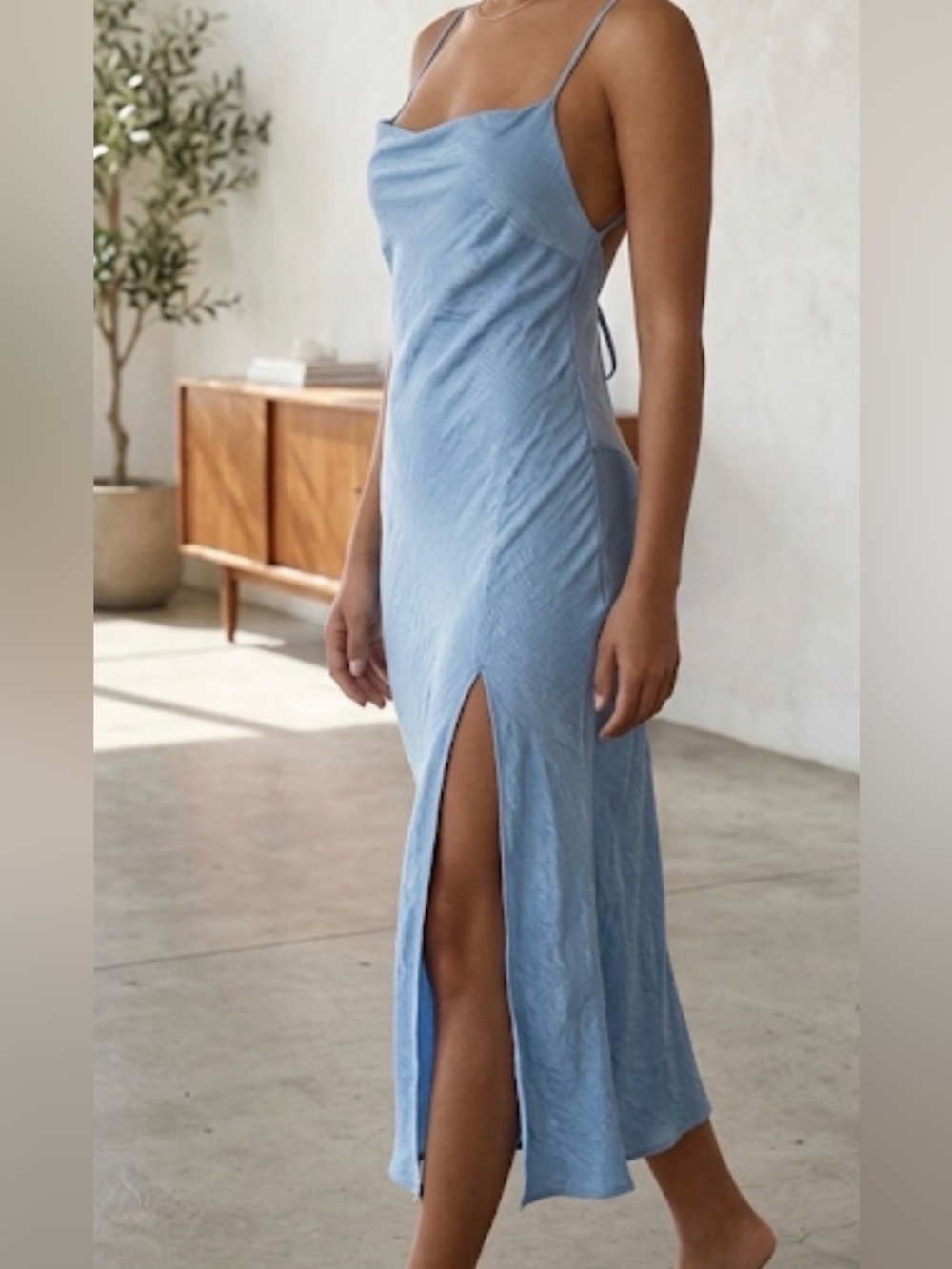 Hello Molly Light Blue Backless Figure Hugging Midi Dress Size 6